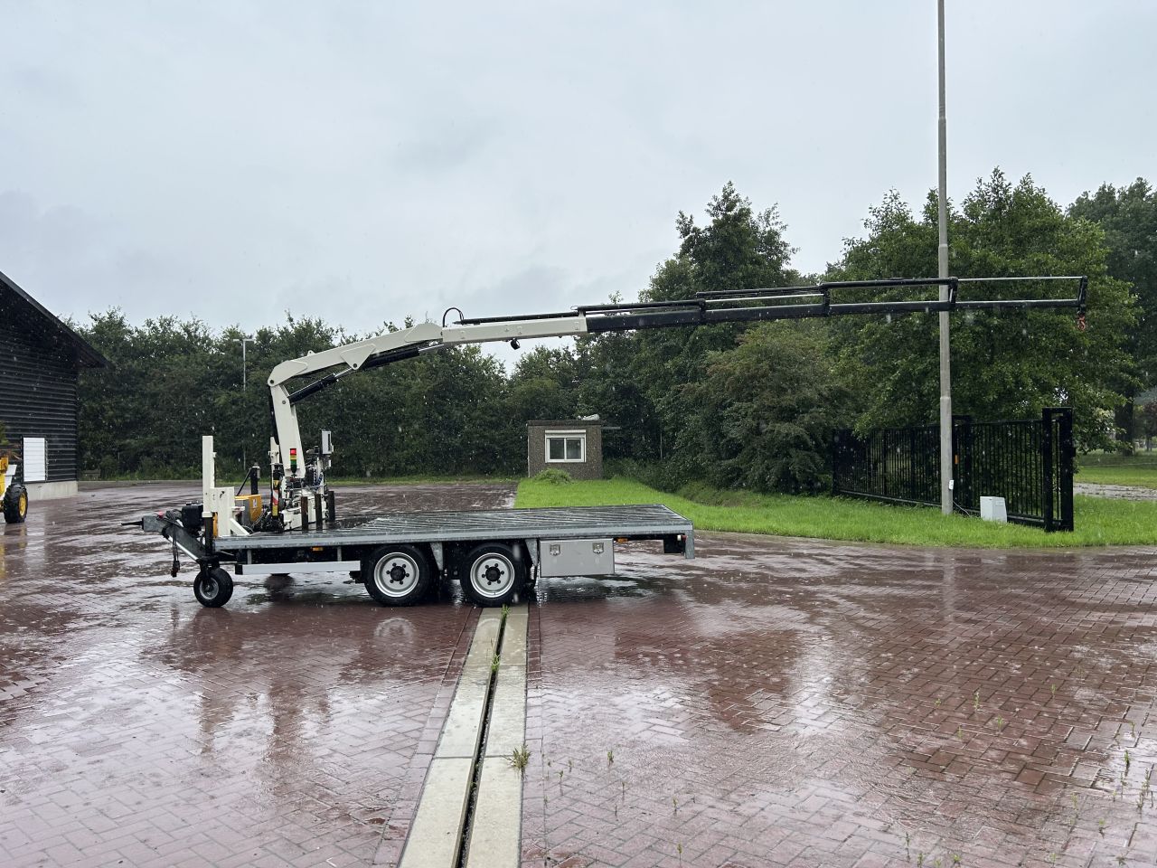Aanhanger wipkar 8 TON MET KRAAN FASSI