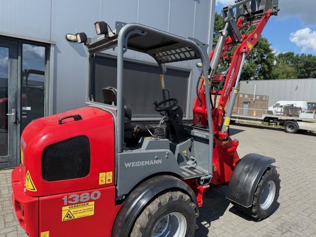 Weidemann 1380cx45 bj2018 Minishovel Kniklader Giant Schaffer