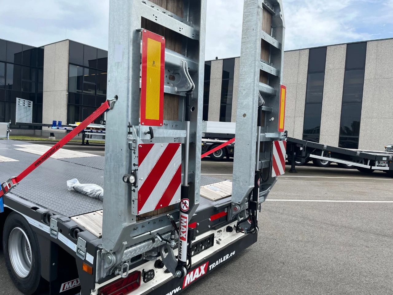Max Trailer MAX600