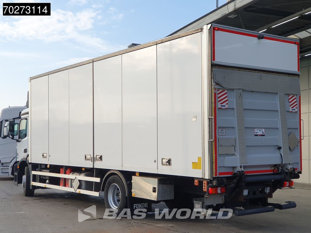 Mercedes Actros 1827 4X2 2000kg Ladebordwand Xenon ClassicSpace Automatic Euro 6