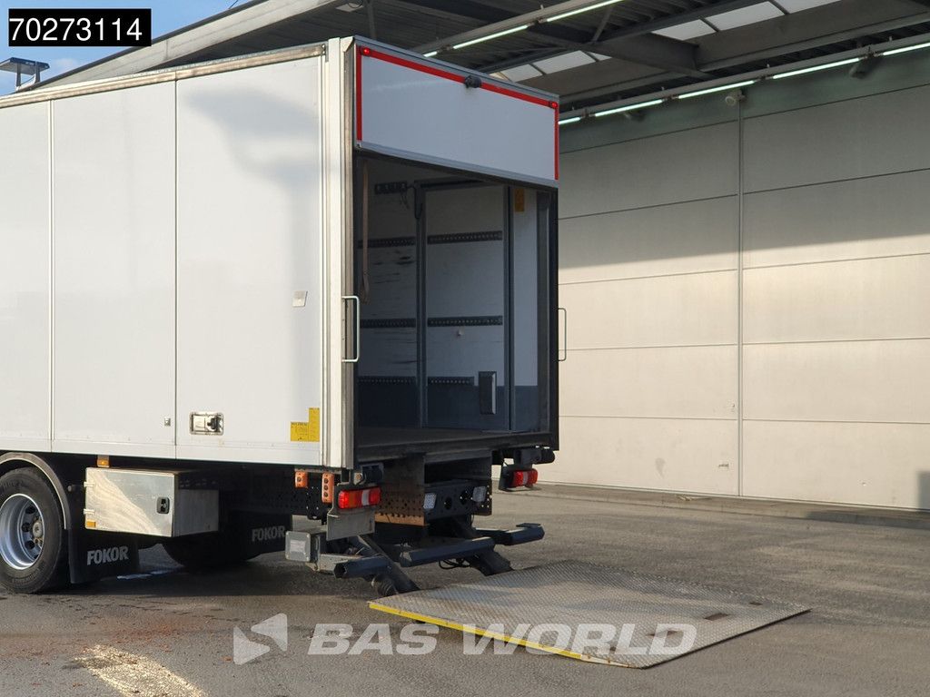 Mercedes Actros 1827 4X2 2000kg Ladebordwand Xenon ClassicSpace Automatic Euro 6