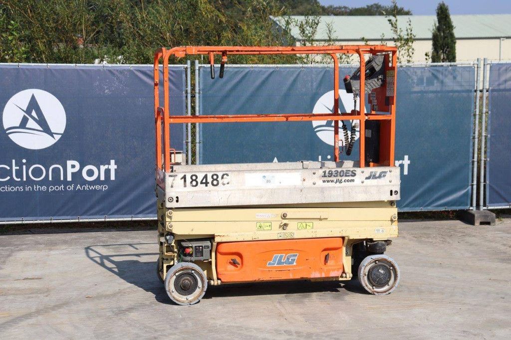 JLG 1930ES Elektrische Scherenbühne 230 kg 7,72 m 2012