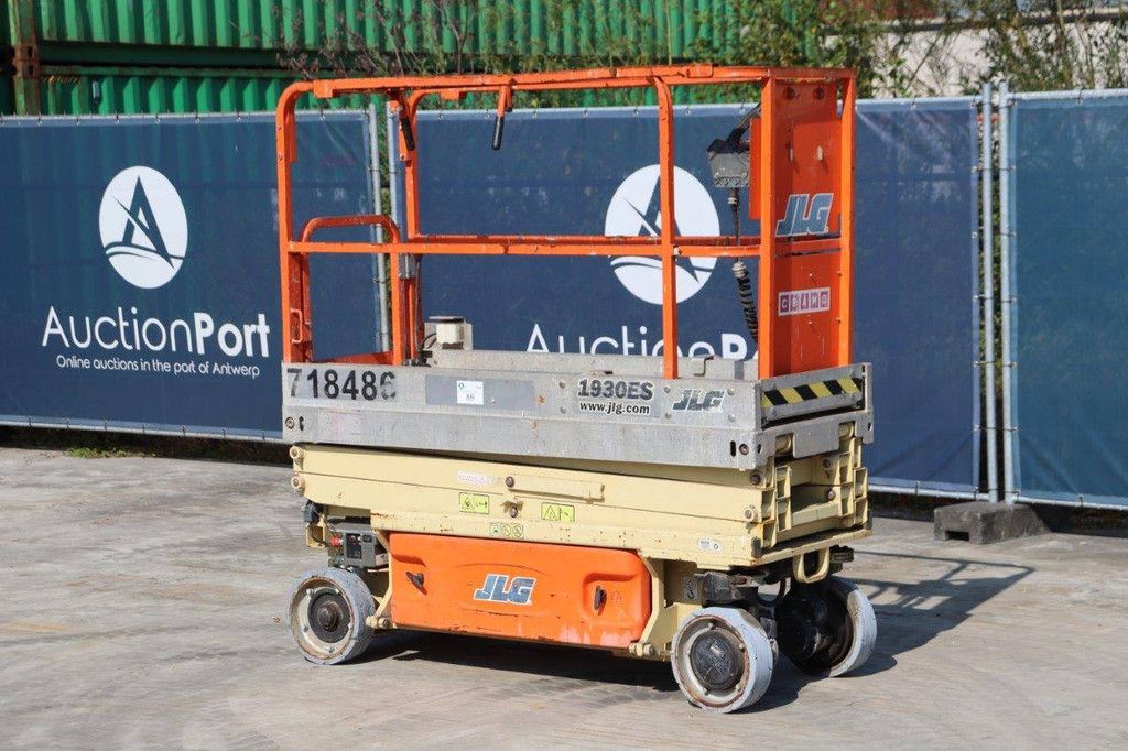 JLG 1930ES Elektrische Scherenbühne 230 kg 7,72 m 2012