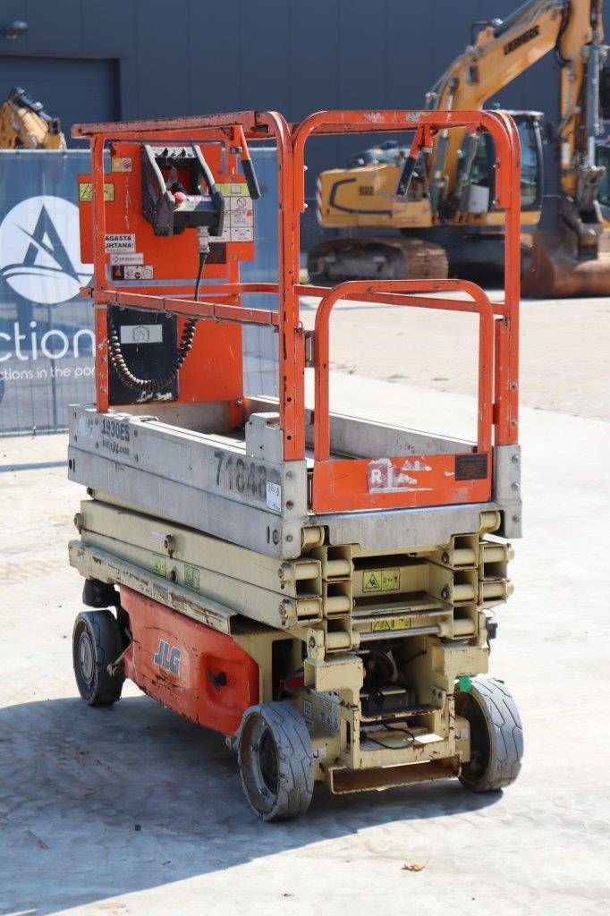 JLG 1930ES Elektrische Scherenbühne 230 kg 7,72 m 2012