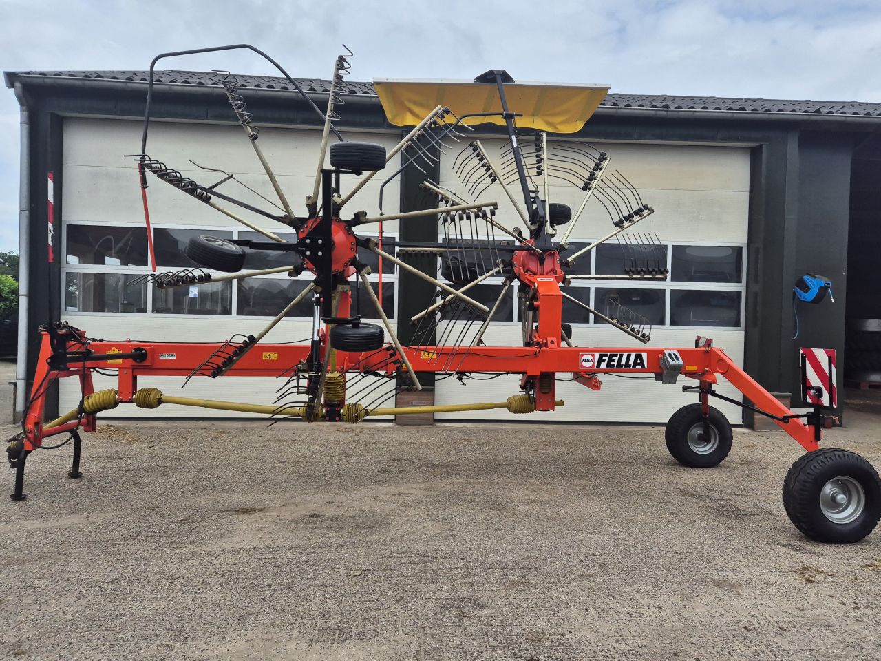 Fella TS1401 dubbele hark zijafleg