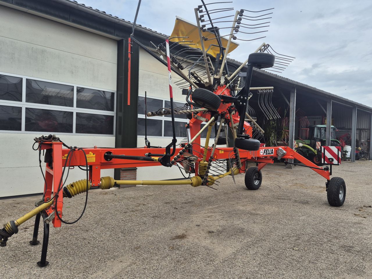 Fella TS1401 dubbele hark zijafleg