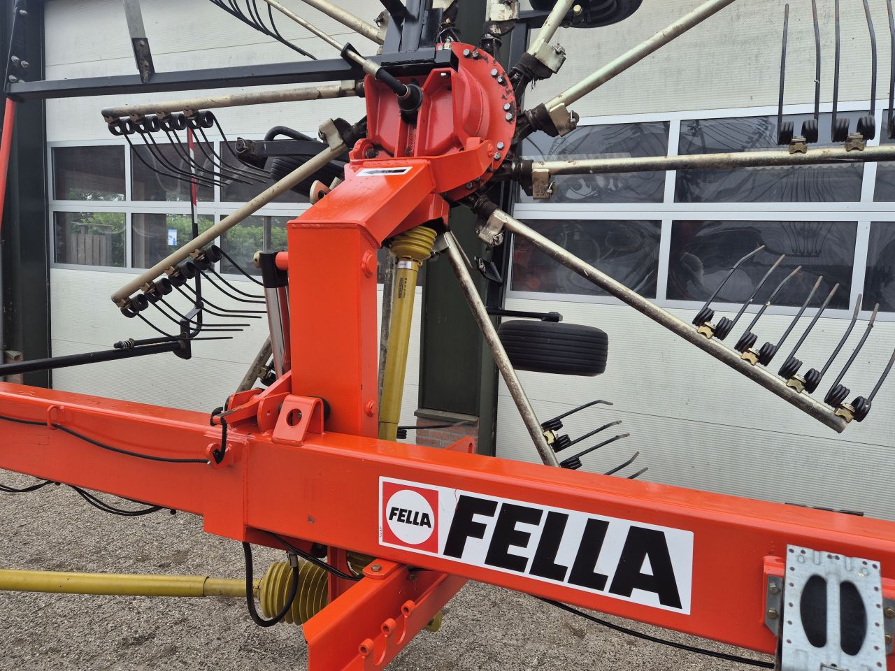 Fella TS1401 dubbele hark zijafleg