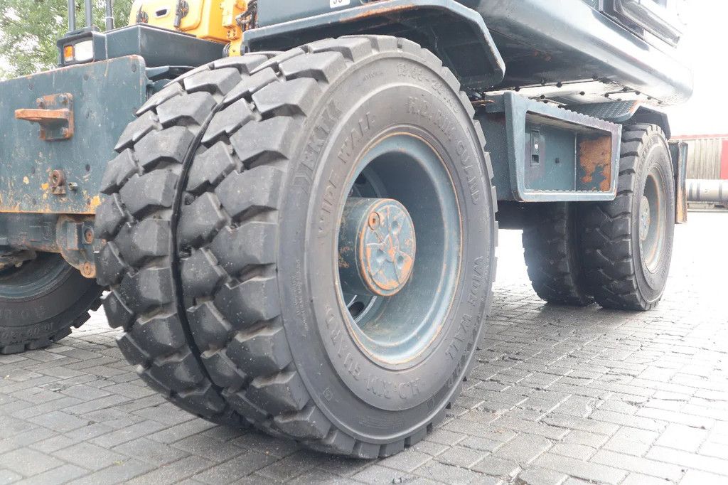 Hyundai ROBEX 140W-9A | ROTOTILT | BUCKET | ONLY 3502 HOUR! | GOOD TIRES