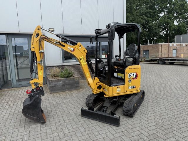 CAT 3017 bj2022 SLP/SRT 1,8T Minigraver Minikraan Kubota Takeuch