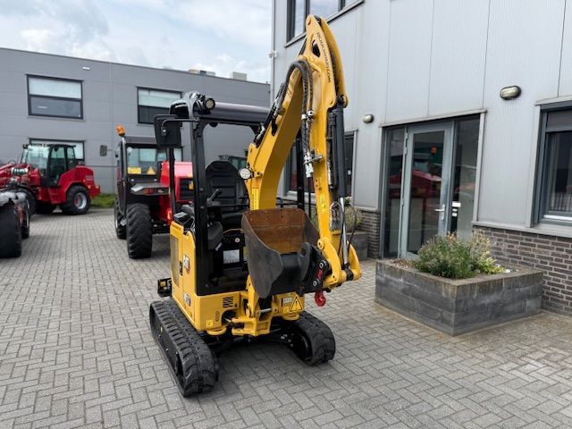 CAT 3017 bj2022 SLP/SRT 1,8T Minigraver Minikraan Kubota Takeuch
