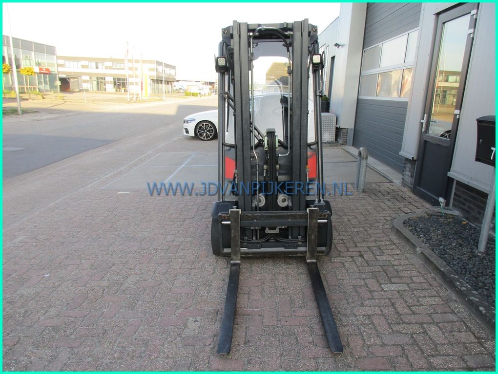 Linde H20T-01 evo triplex+sideshift+4xhydrauliek 210cm hoog
