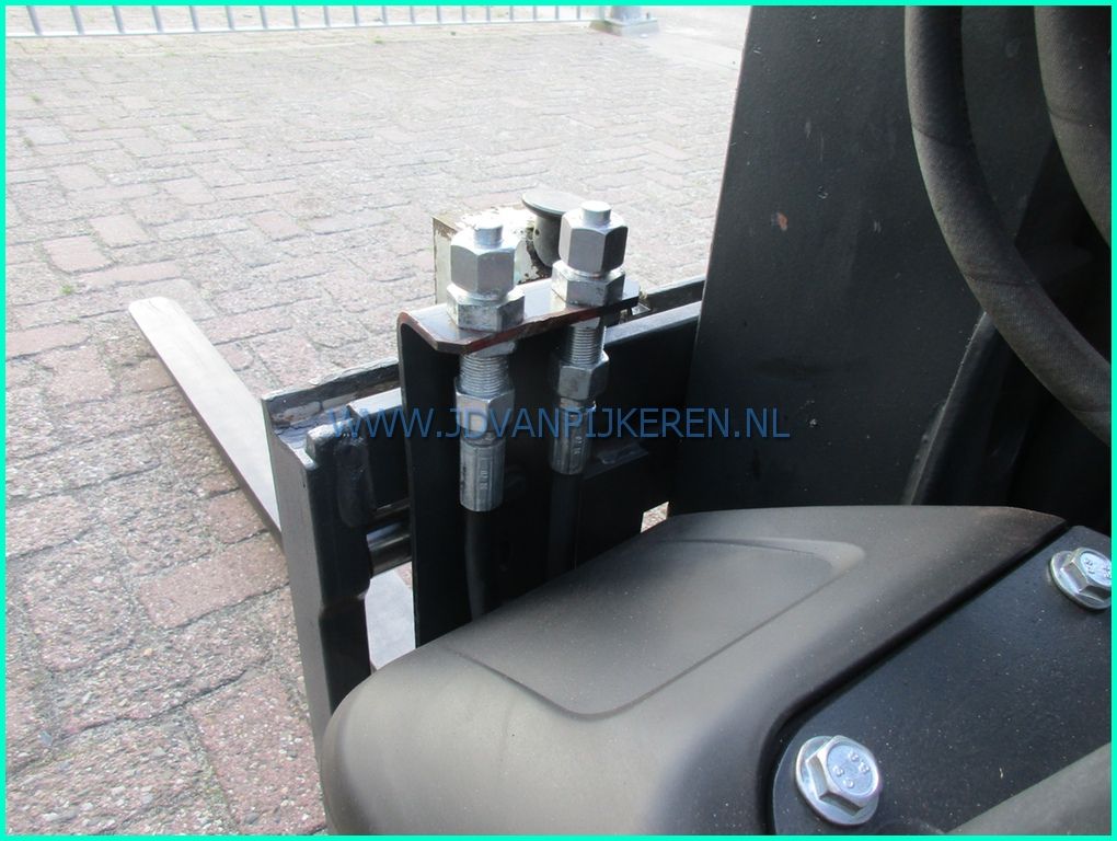 Linde H20T-01 evo triplex+sideshift+4xhydrauliek 210cm hoog