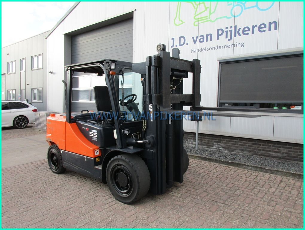 Doosan D55SC-5 4199uur 5.5t diesel triplex+sideshift