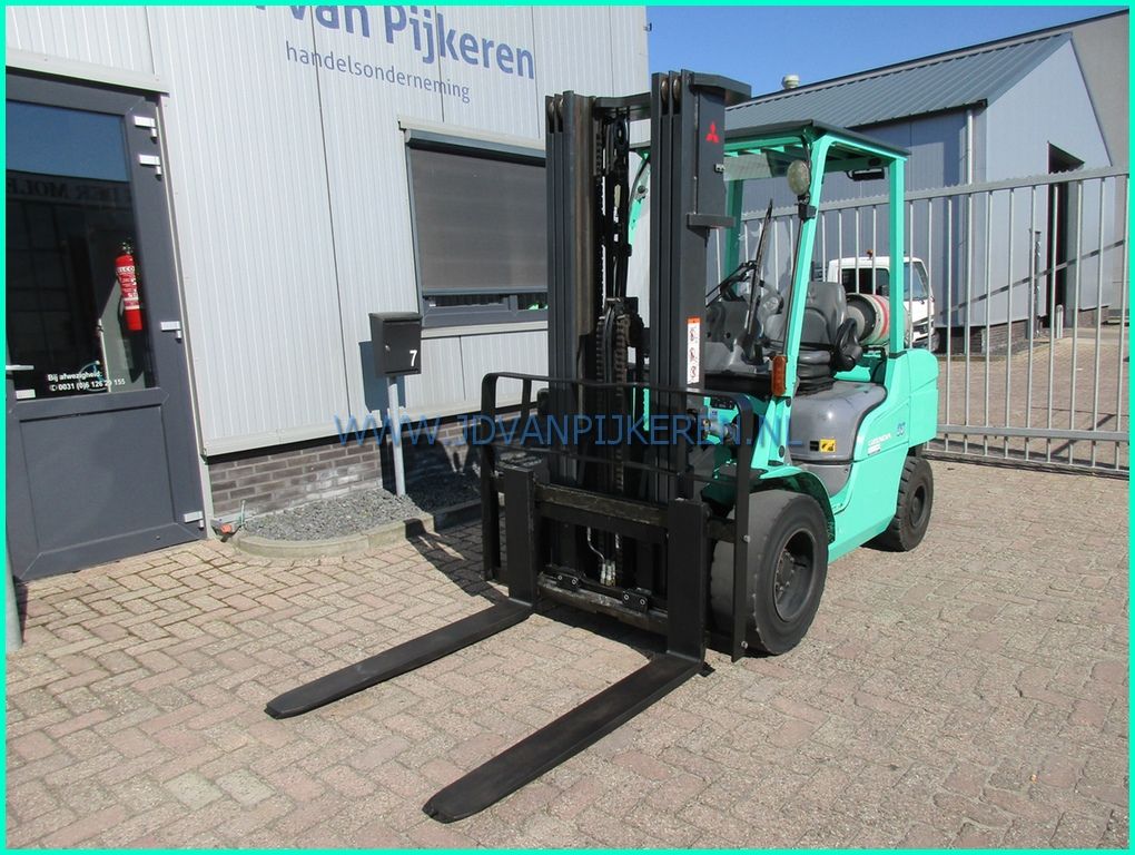 Mitsubishi FG35NT 3500kg triplex4.7m+freelift+sideshift