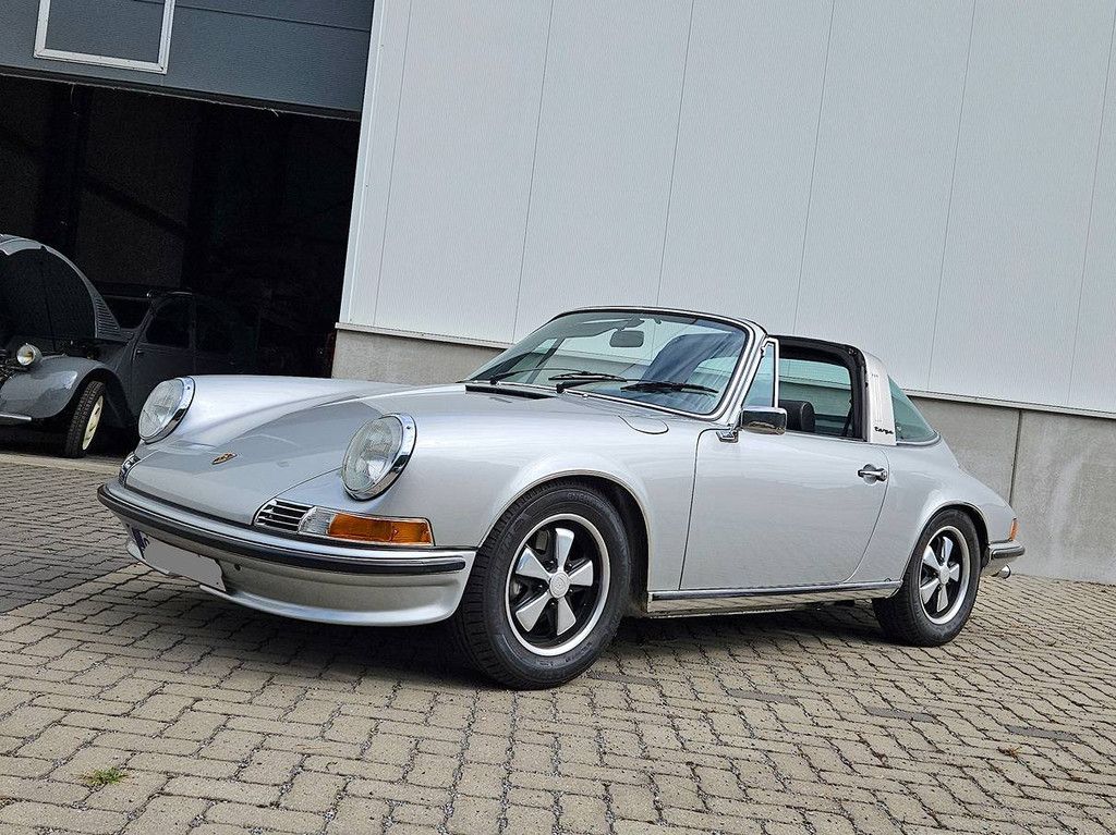 Porsche 911 Targa 2.4 (Margin)