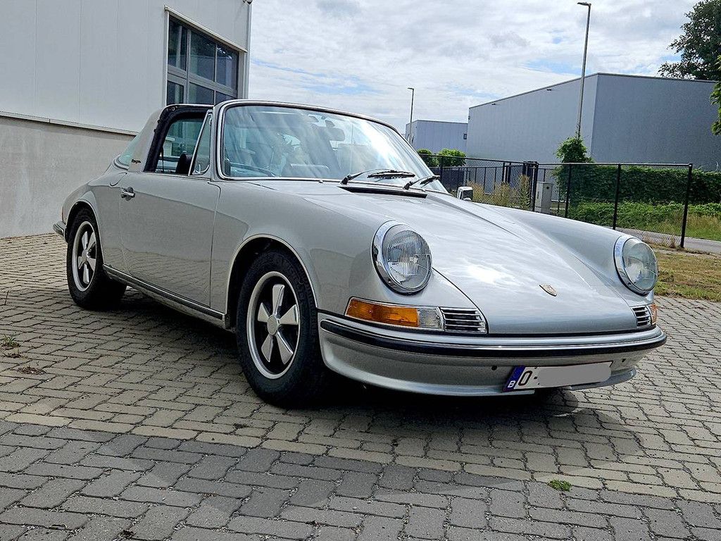 Porsche 911 Targa 2.4 (Margin)