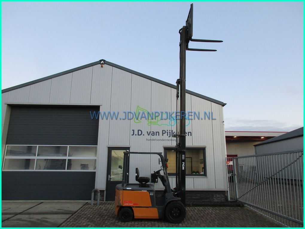 TCM FB30-7 3000kg triplex6.5m+freelift+sideshift