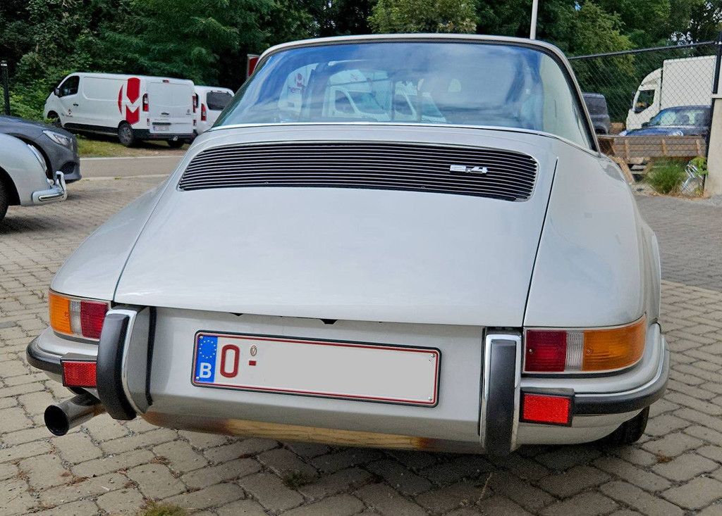 Porsche 911 Targa 2.4 (Margin)