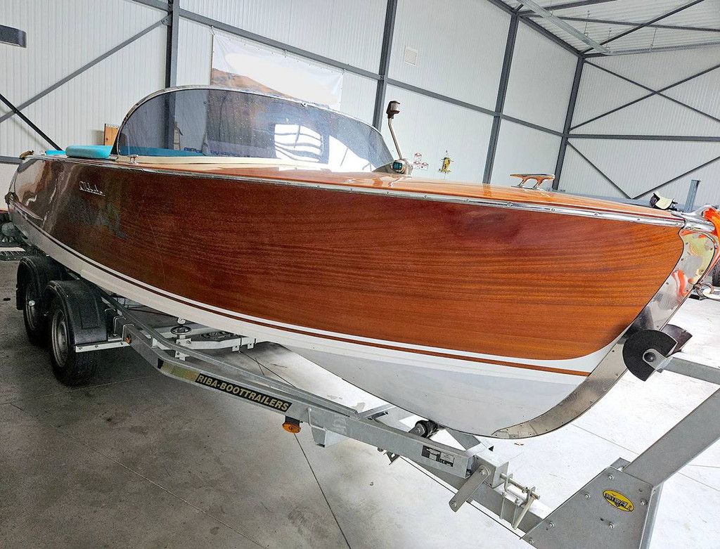 Vintage speedboat Abbate Villa d'Este 'S' MerCruiser 350 (incl. trailer) (Margin)