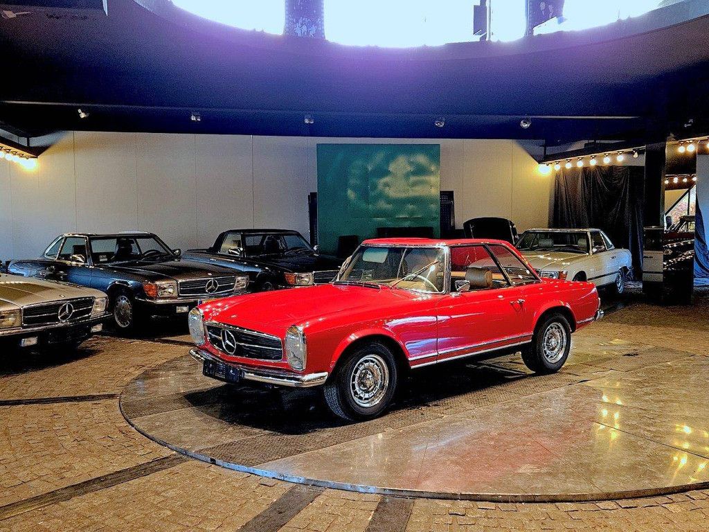 Mercedes-Benz 250 SL „Pagode“ Benzin 1965 (Margin)