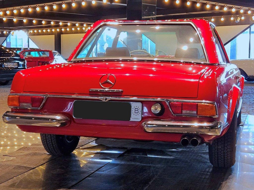 Mercedes-Benz 250 SL „Pagode“ Benzin 1965 (Margin)
