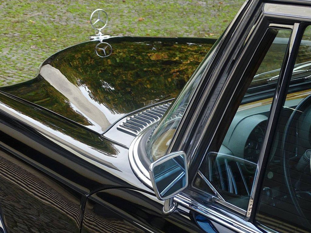 Mercedes-Benz 600 Pullman Petrol 1972