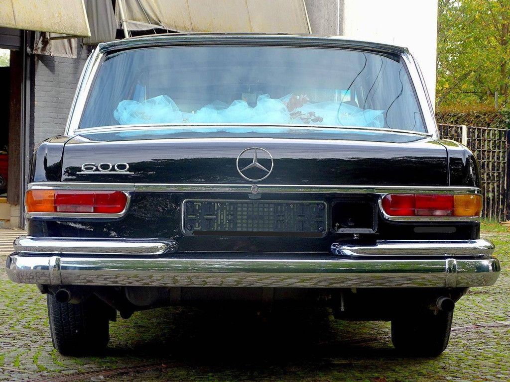 Mercedes-Benz 600 Pullman Petrol 1972