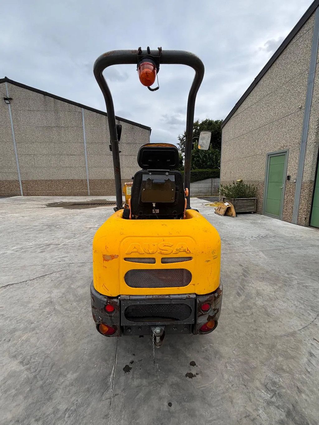 Ausa D 100 AHA