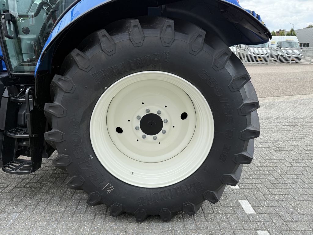 New Holland T6.180 AC Stage V