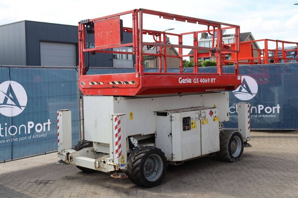Scherenbühne Genie GS-4069 Diesel 14,3 m 2013