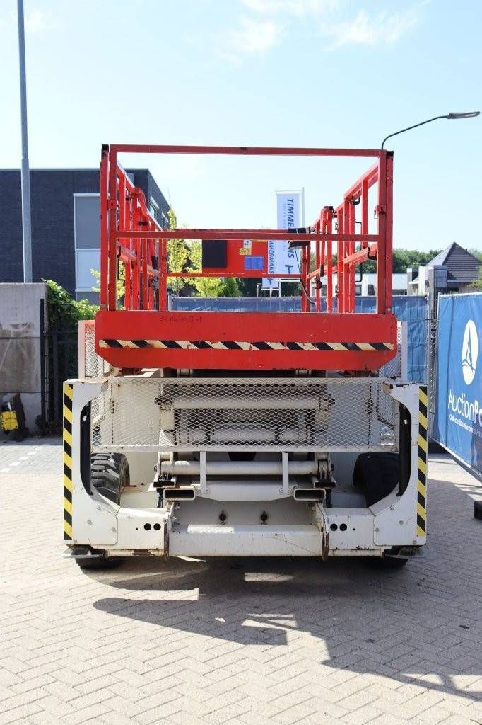 Scissor Lift Genie GS-3390RT Diesel 2013