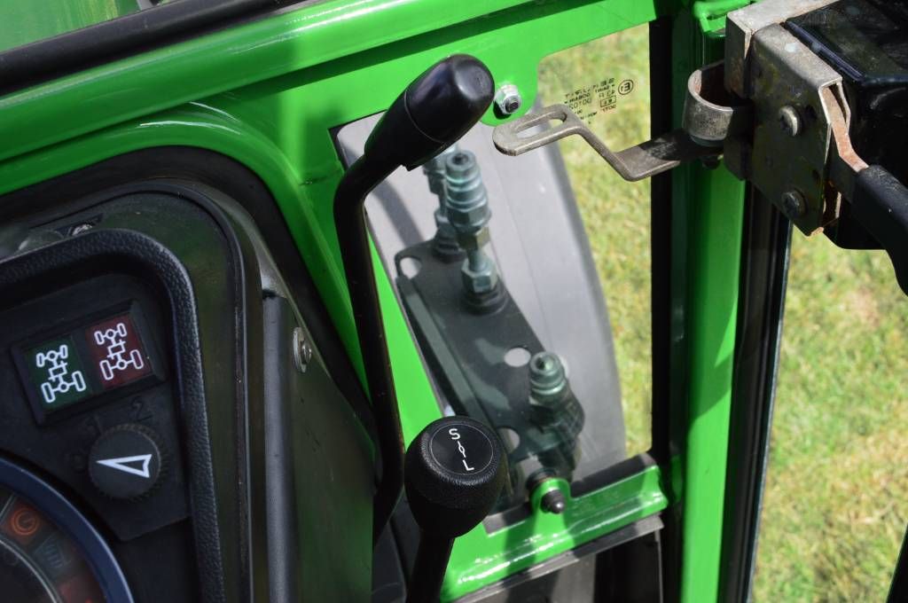 Fendt 250 V 4-WD Smalspoor/Fruitteelt tractor