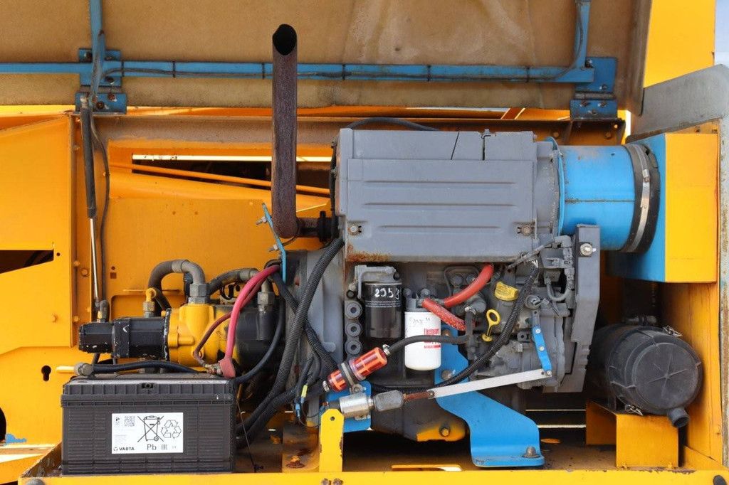 Telescoophoogwerker Genie S-45 Diesel 13.7m 2005