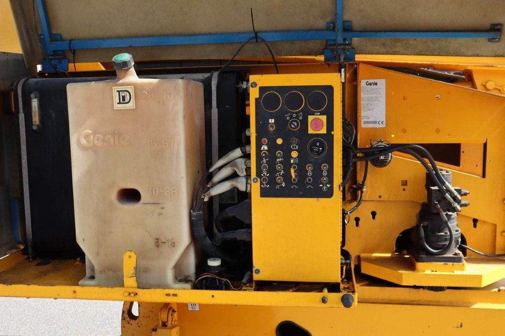 Telescoophoogwerker Genie S-45 Diesel 13.7m 2005