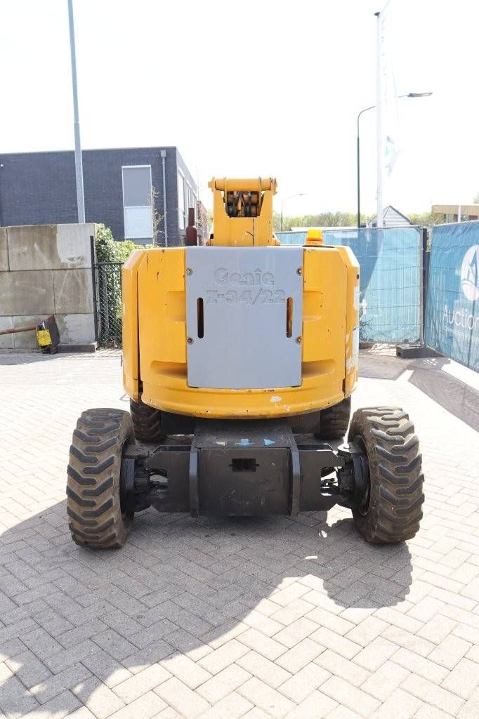 Genie Z-34/22 Diesel 12,52 m Gelenkteleskoparbeitsbühne 2002