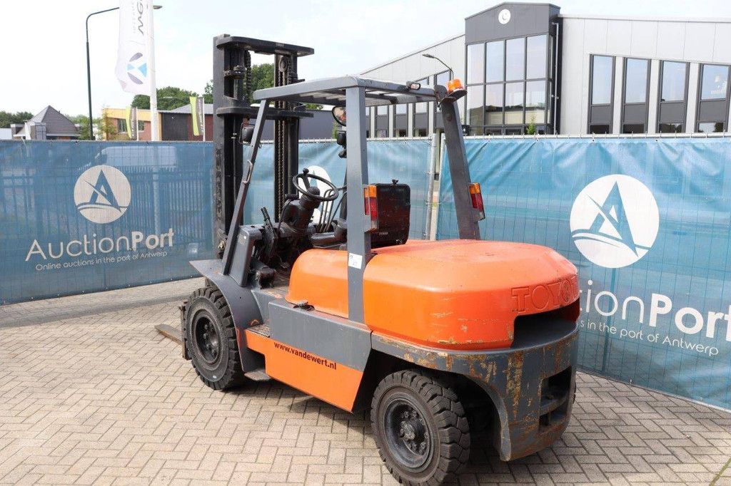 Gabelstapler Toyota 02-6FD40 Diesel 4000kg