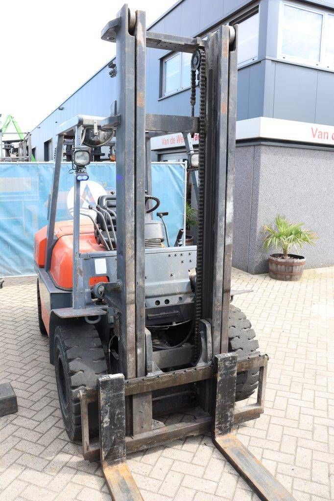 Gabelstapler Toyota 02-6FD40 Diesel 4000kg
