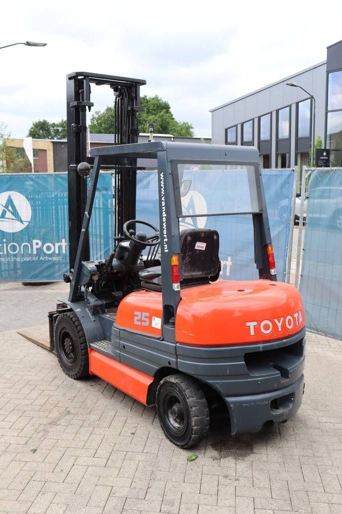 Gabelstapler Toyota 62 6 FDF 25 Diesel 2050kg 4,5m 1998