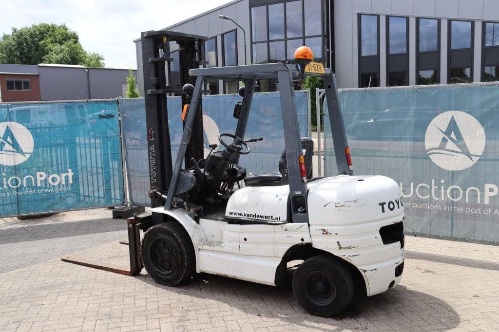 Gabelstapler Toyota 62-6FDF30 Diesel 3000kg 4.0m 1997