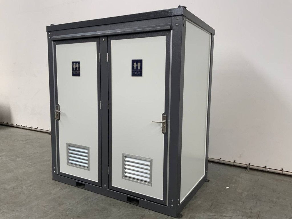 Sanitärzelle Doppeltoilette 2025
