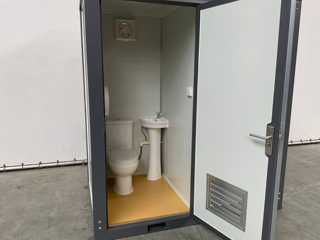 Sanitärzelle Doppeltoilette 2025