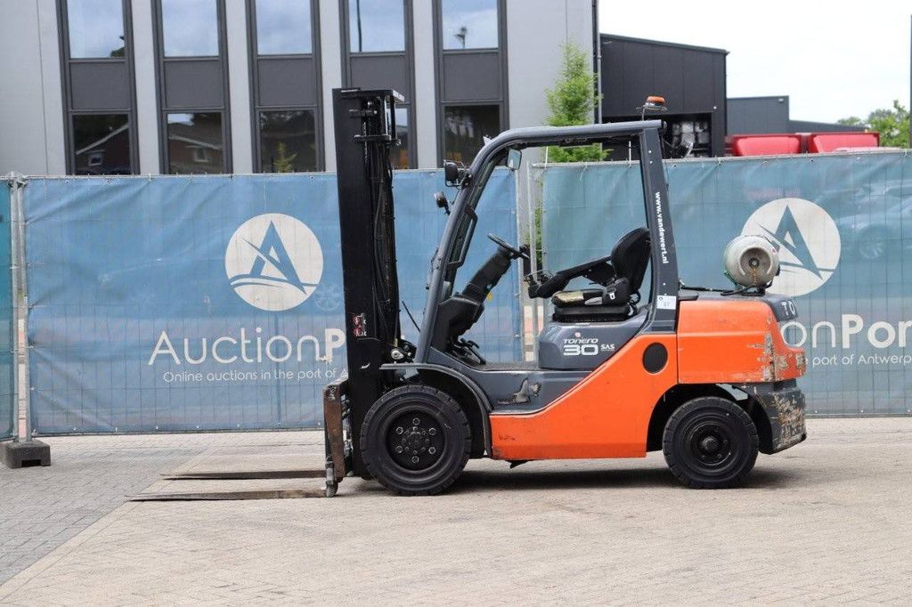 Gabelstapler Toyota 02-8FGF30 LPG 3000kg 3,7m 2008