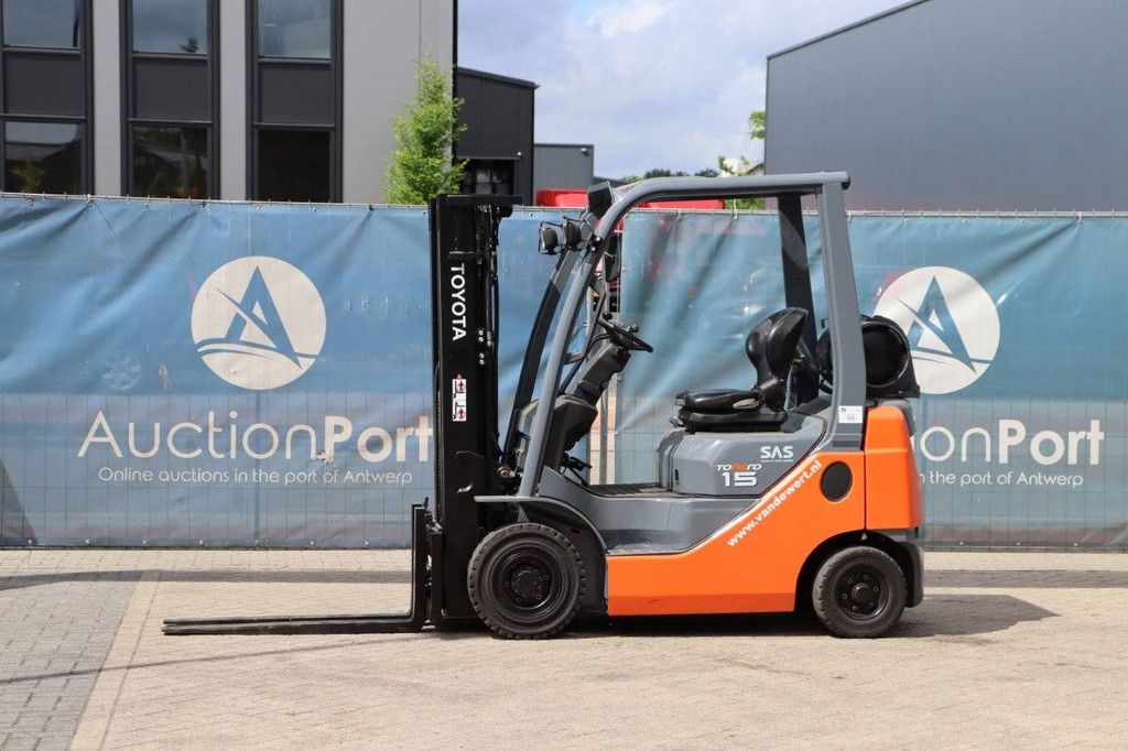Gabelstapler Toyota 02-8FGF18 Treibgas 1550kg 4,3m 2013