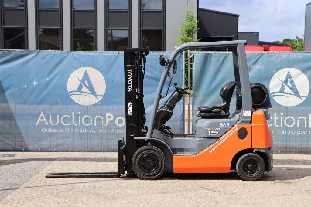 Gabelstapler Toyota 02-8FGF18 Treibgas 1550kg 4,3m 2013