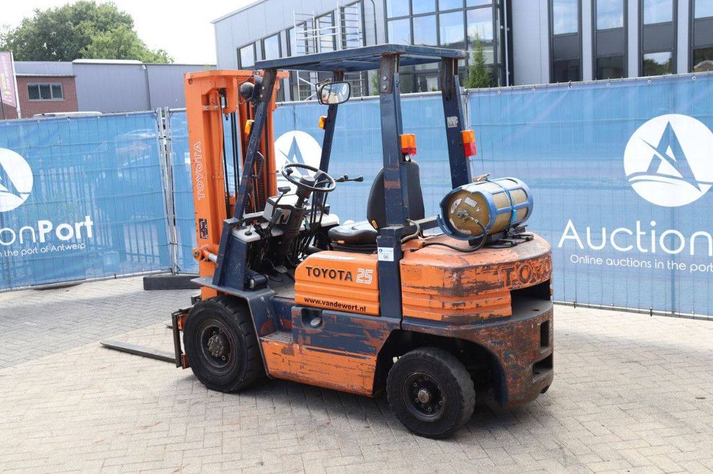 Gabelstapler Toyota 42-5FG25 Treibgas 2500kg 4,0m 1988