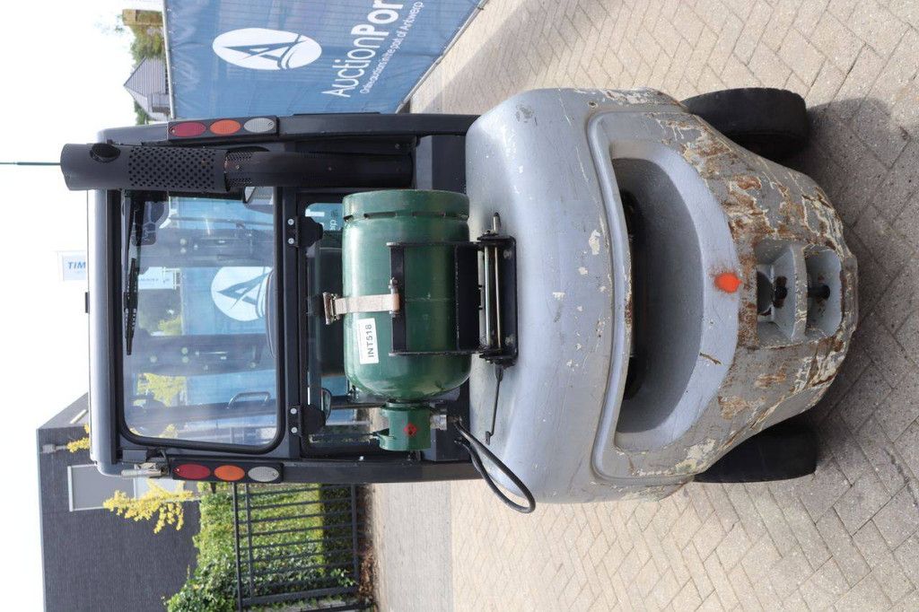 Gabelstapler Nissan UD02A25PQ Treibgas 2500kg 4,75m 2005