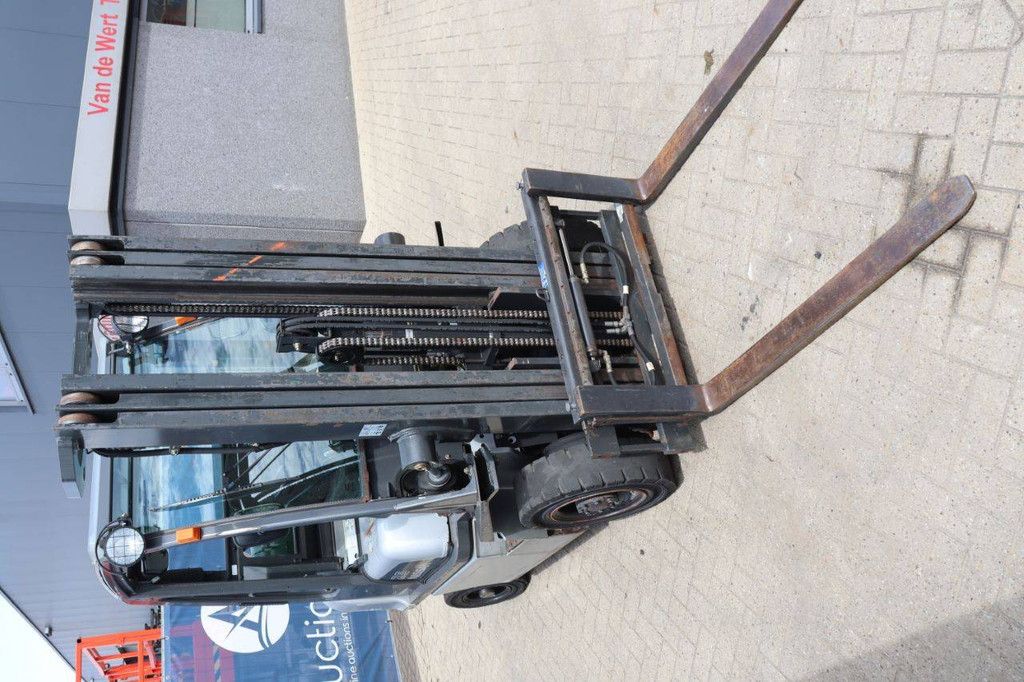 Gabelstapler Nissan UD02A25PQ Treibgas 2500kg 4,75m 2005