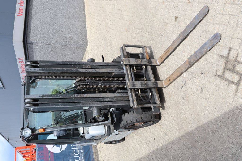 Forklift Nissan UD02A25PQ LPG 2500kg 4.3m 2006
