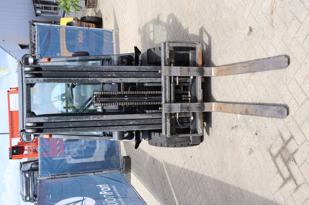 Forklift Nissan UD02A25PQ LPG 2500kg 4.3m 2006