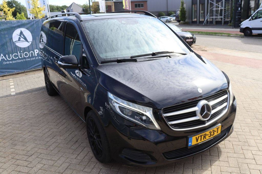 Mercedes-Benz V-CLASS Diesel 2015